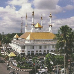 kemegahan masjid tasikmalaya