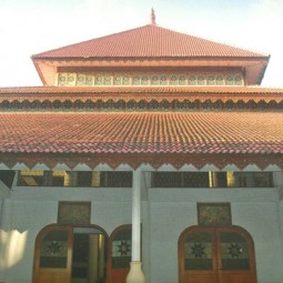 masjid agung ats tsauroh depan