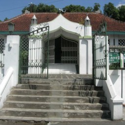masjid laweyan solo